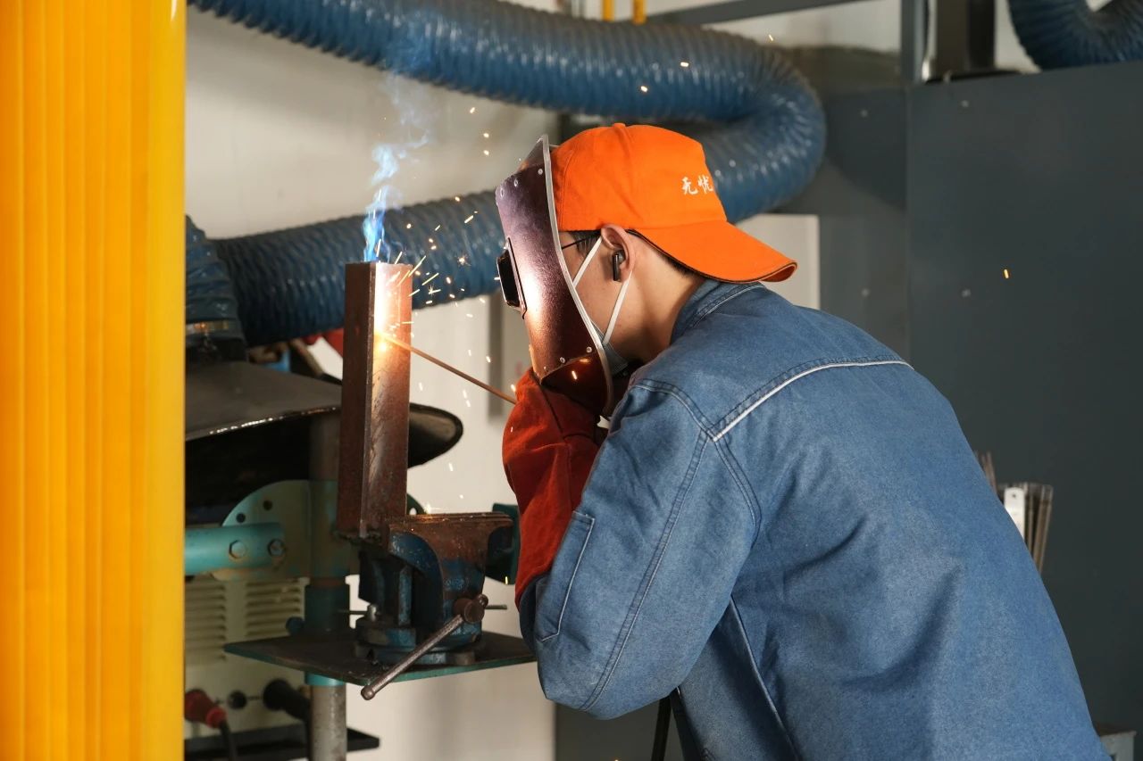 媒体看冶金图片